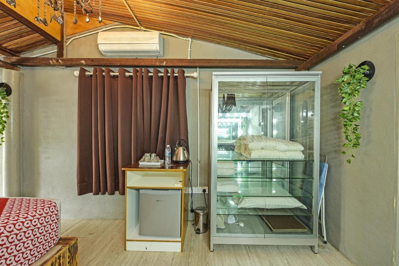 Oyo 90636 Teratak Zakiah Chalet Джерантут Екстериор снимка